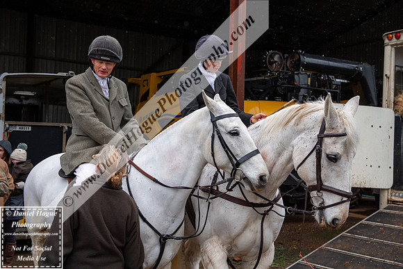 VWH171225-011