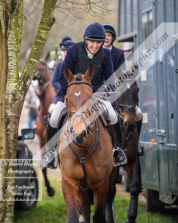 VWH190225-019